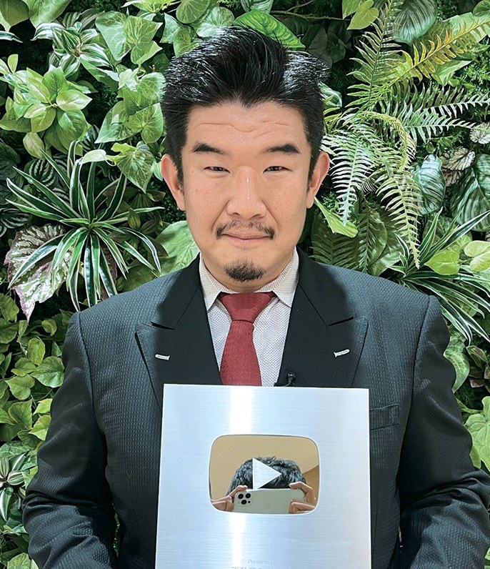 滝島 一統 氏